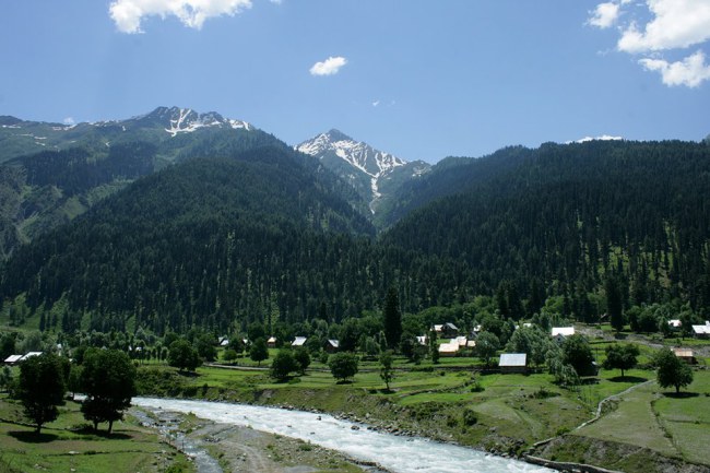 best place to visit in kashmir